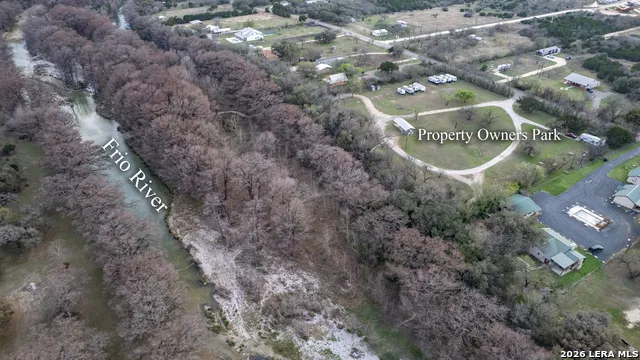 430 Frio Canyon Concan, TX 78838