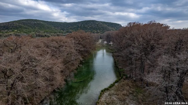 430 Frio Canyon Concan, TX 78838