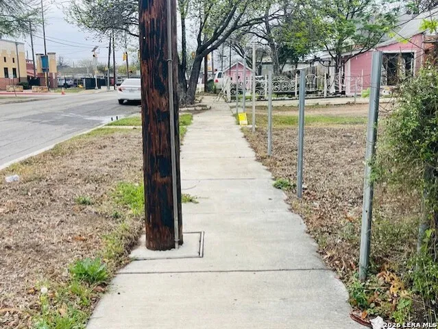 615 Indiana San Antonio, TX 78210