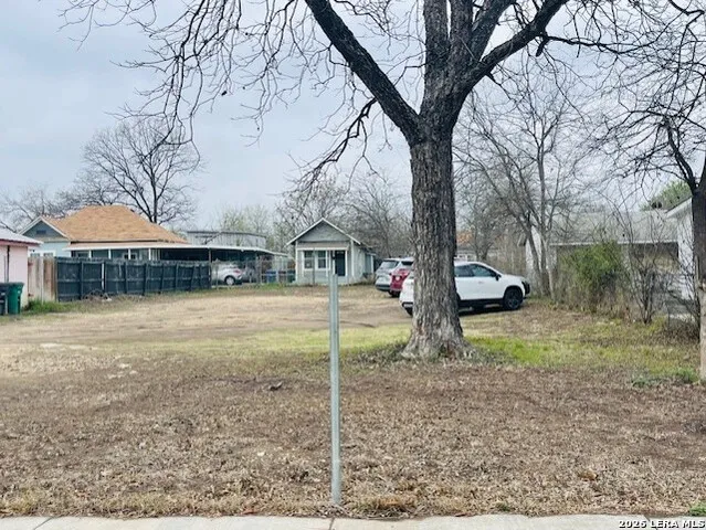615 Indiana San Antonio, TX 78210