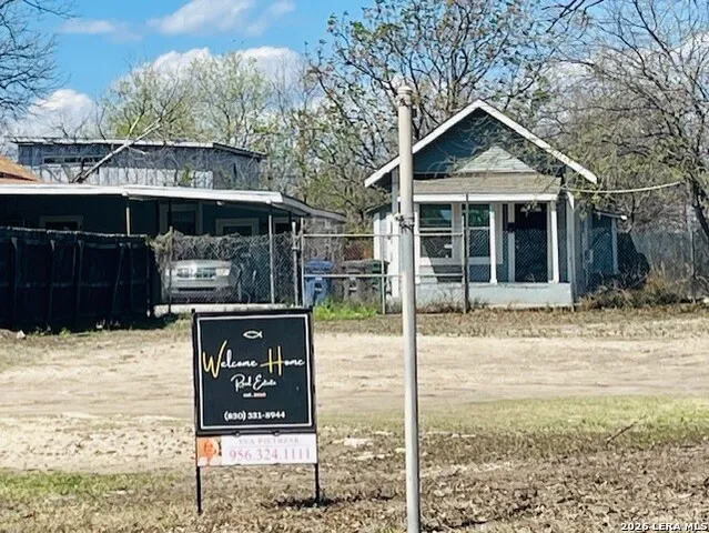 615 Indiana San Antonio, TX 78210