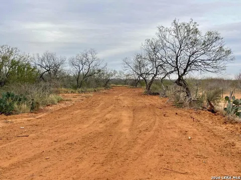 7.55 ACRES CR 2701