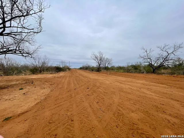 7.55 ACRES CR 2701 Bigfoot, TX 78005