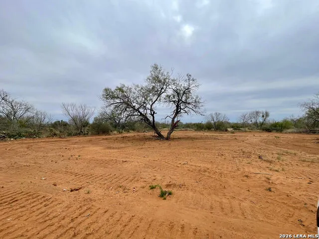 7.55 ACRES CR 2701 Bigfoot, TX 78005