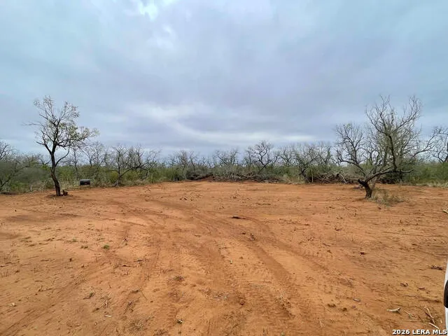 7.55 ACRES CR 2701 Bigfoot, TX 78005