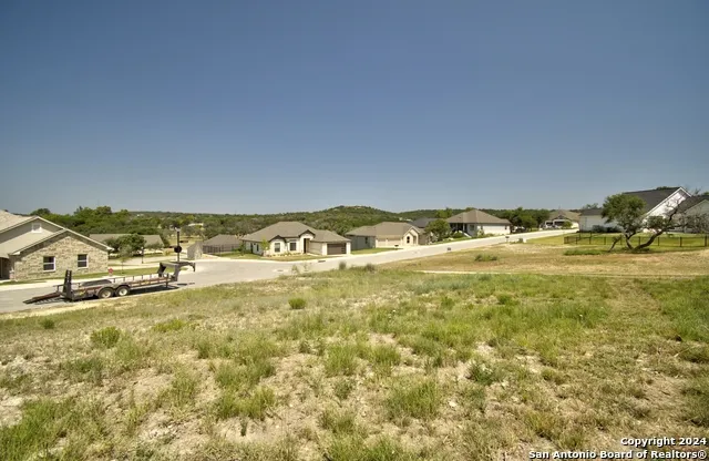 2006 Valencia Dr Kerrville, TX 78028