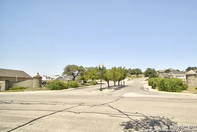 2004 Valencia Dr Kerrville, TX 78028