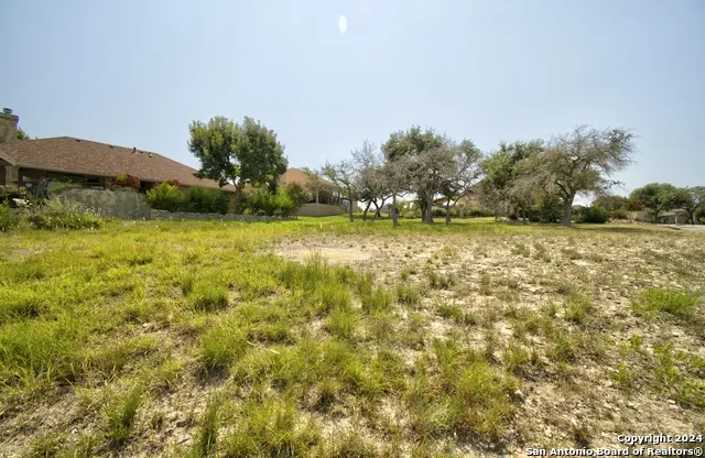 2004 Valencia Dr Kerrville, TX 78028