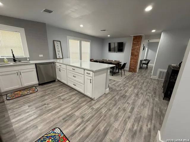 1607 Pine Street San Antonio, TX 78208
