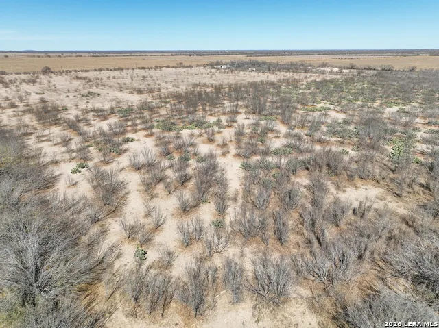 793 Fm 1986 La Pryor, TX 78872
