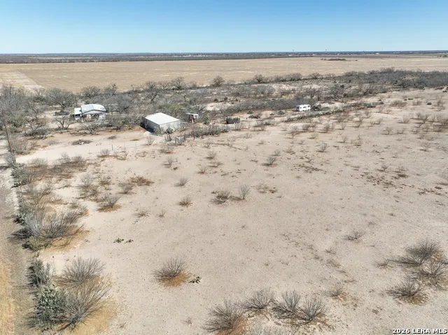 793 Fm 1986 La Pryor, TX 78872