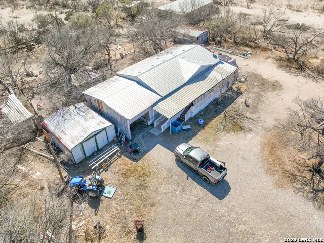 793 Fm 1986 La Pryor, TX 78872