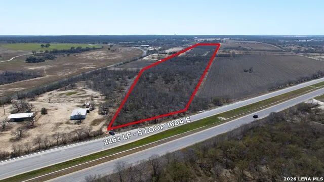 44± AC S Loop 1604 E Elmendorf, TX 78112