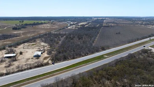 44± AC S Loop 1604 E Elmendorf, TX 78112