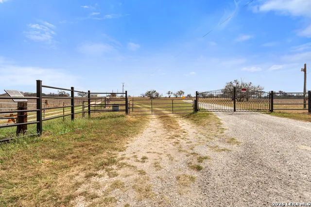 22100 -2 Senior Von Ormy, TX 78073