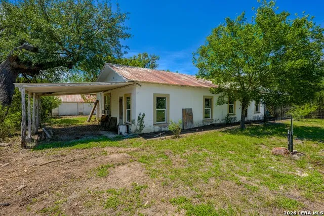 3364 HWY 173 S. Bandera, TX 78003