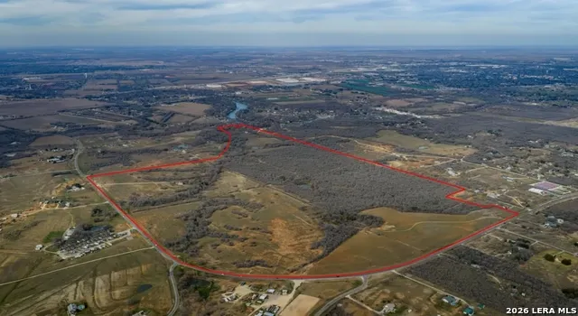 13775 Farm to Market Road 725 Seguin, TX 78155