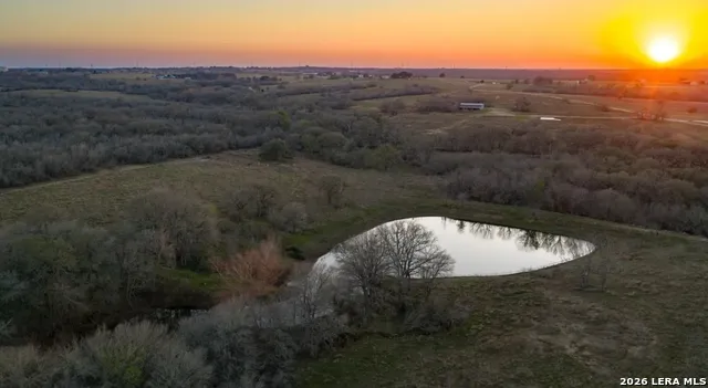 13775 Farm to Market Road 725 Seguin, TX 78155