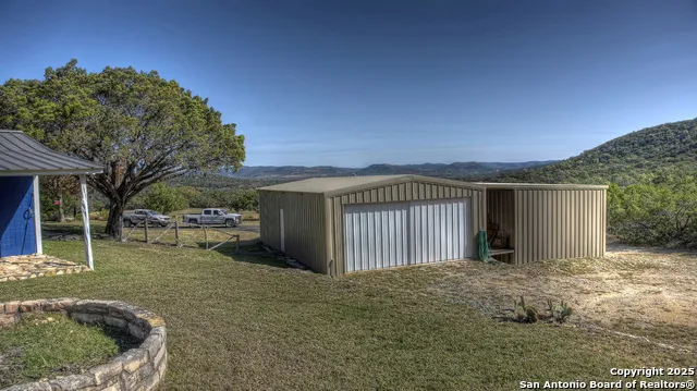2027 Walter White Ranch Road Leakey, TX 78873