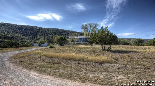 2027 Walter White Ranch Road Leakey, TX 78873