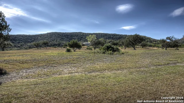 2027 Walter White Ranch Road Leakey, TX 78873