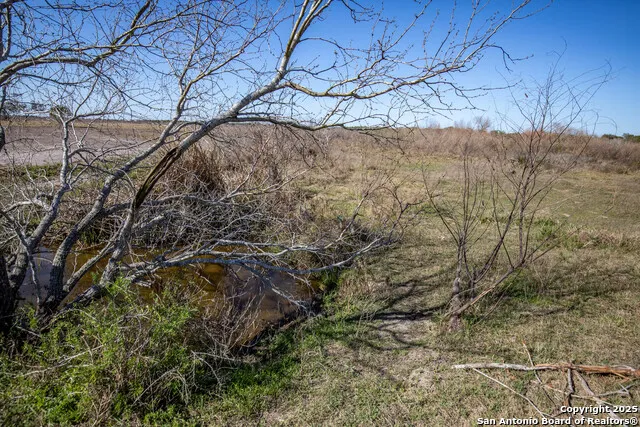6498 Hwy 35 N Rockport, TX 78382