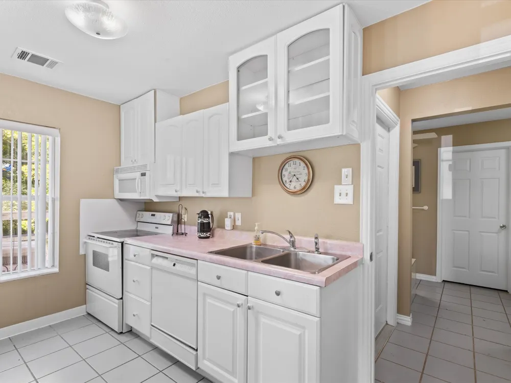 600 County Road 1790 Sunset, TX 76270