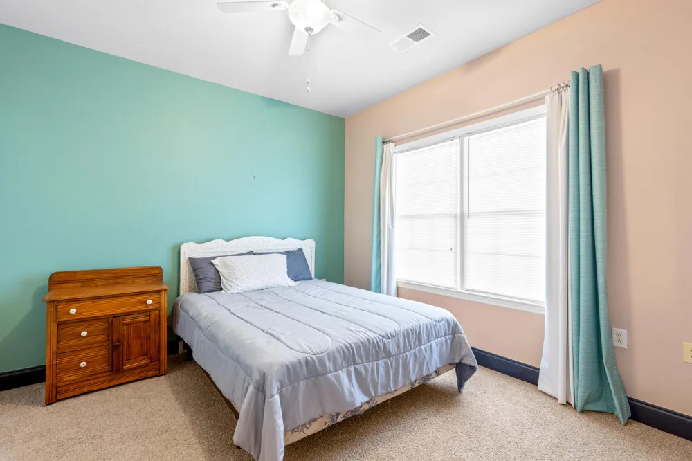 1235 New Lake Road Spring City, TN 37381