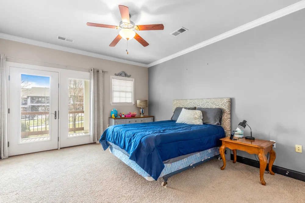 1235 New Lake Road Spring City, TN 37381
