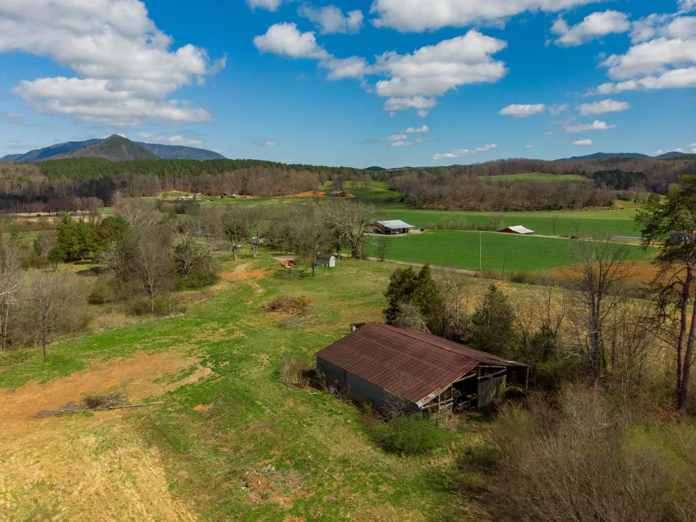 1321 Sand Mountain Road Ocoee, TN 37361