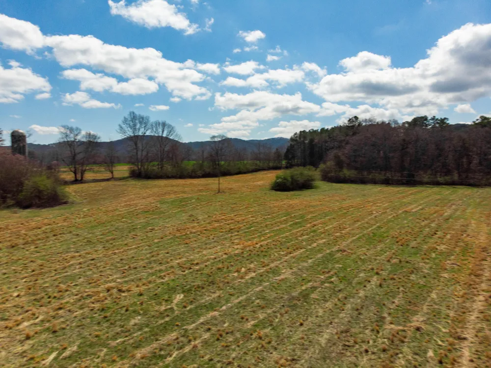 1321 Sand Mountain Road Ocoee, TN 37361