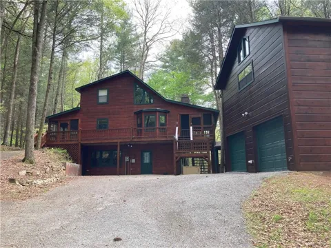 105 River Road