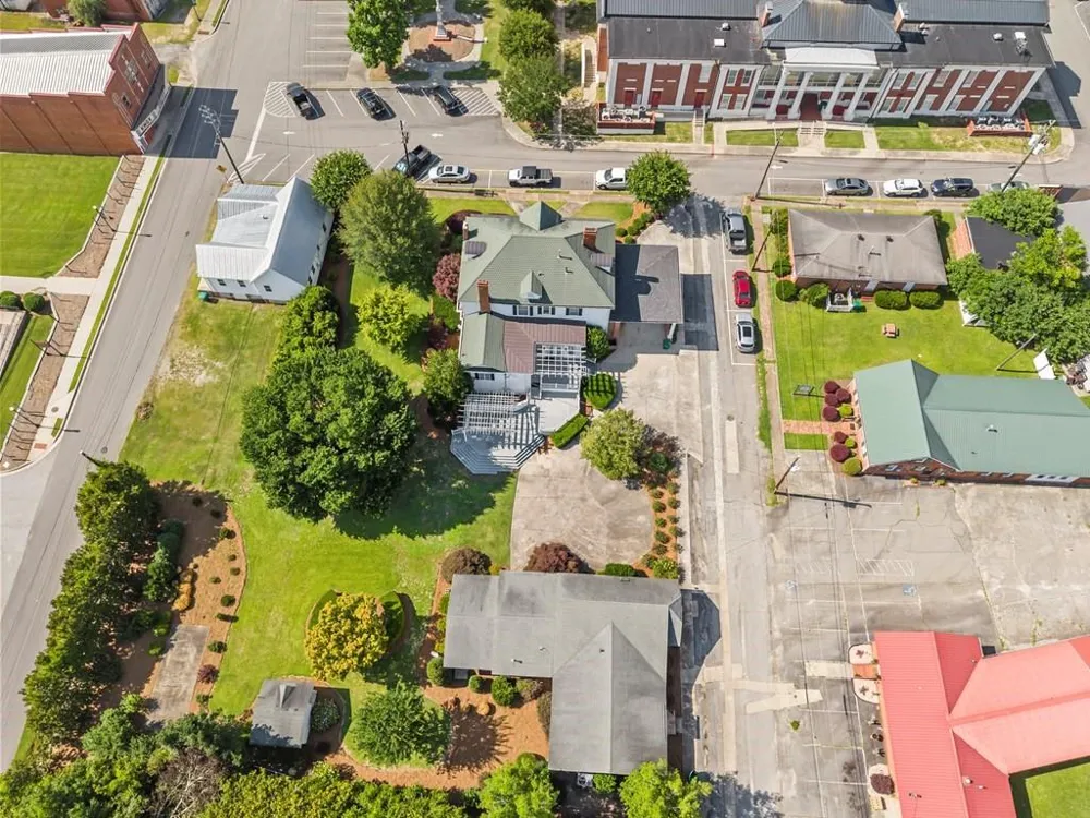 45 Court Square Warrenton, GA 30828