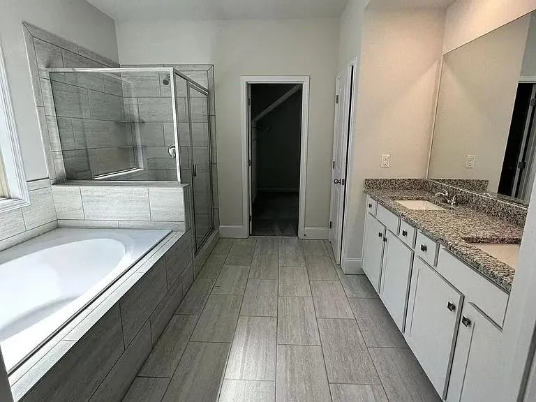 1850 Silver Crest Way Hoschton, GA 30548