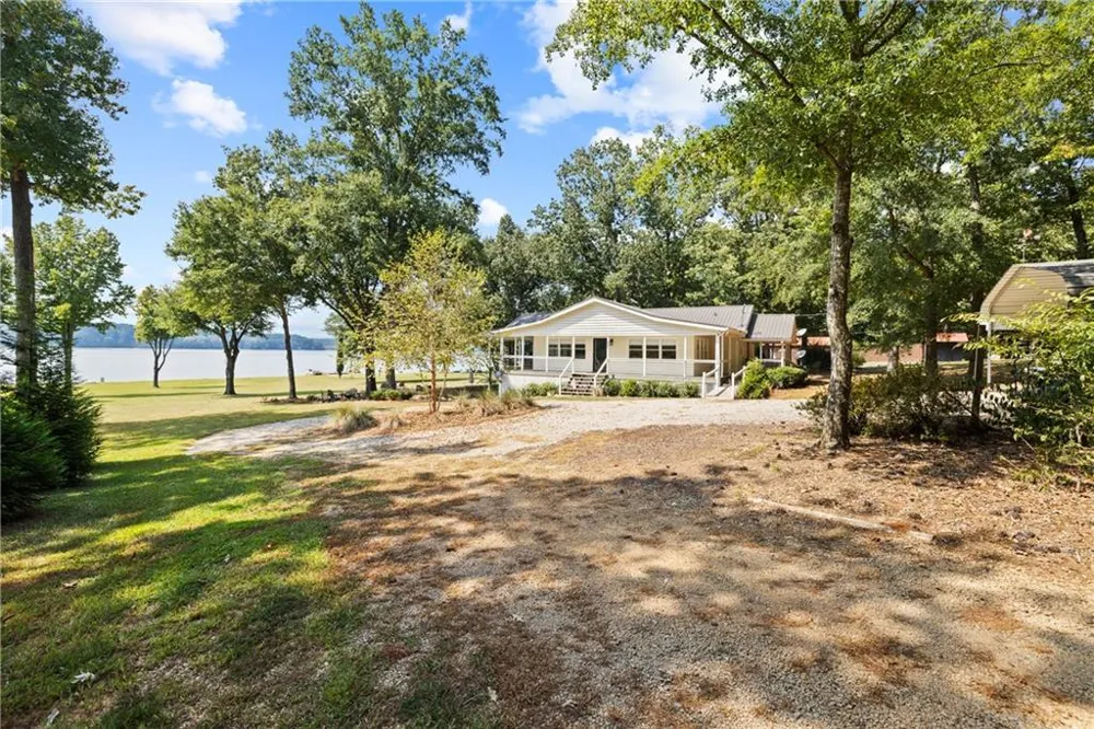 1631 ARROWHEAD ROAD Greensboro, GA 30642