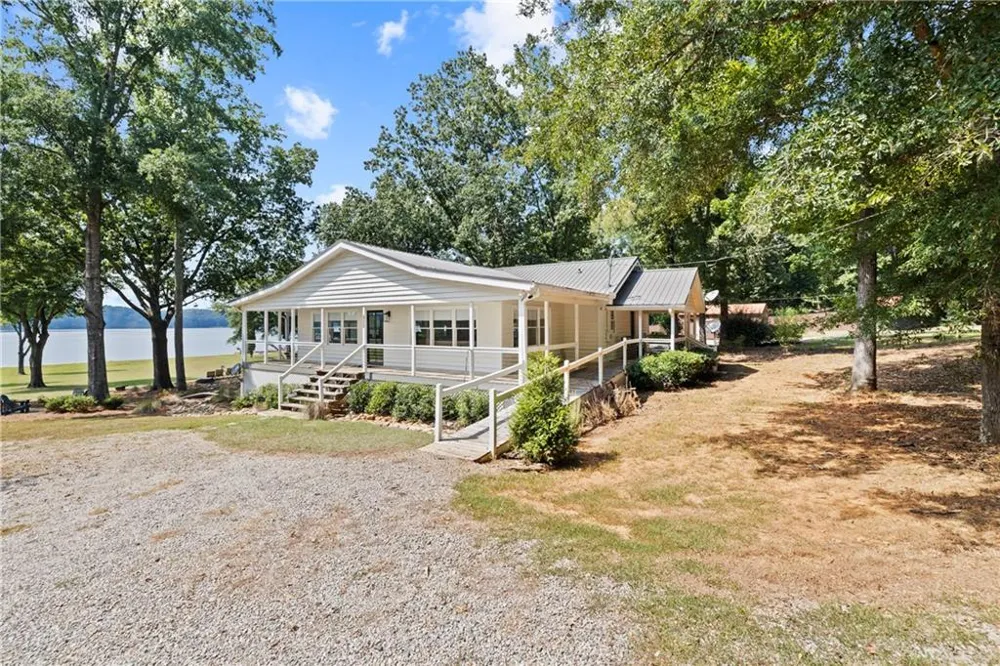 1631 ARROWHEAD ROAD Greensboro, GA 30642