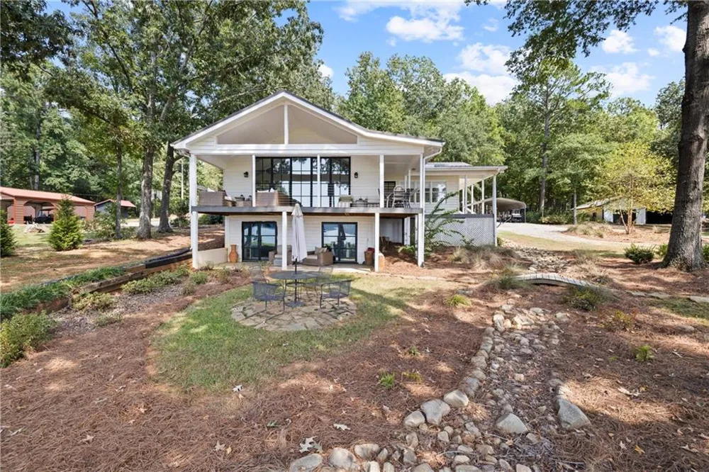 1631 ARROWHEAD ROAD Greensboro, GA 30642