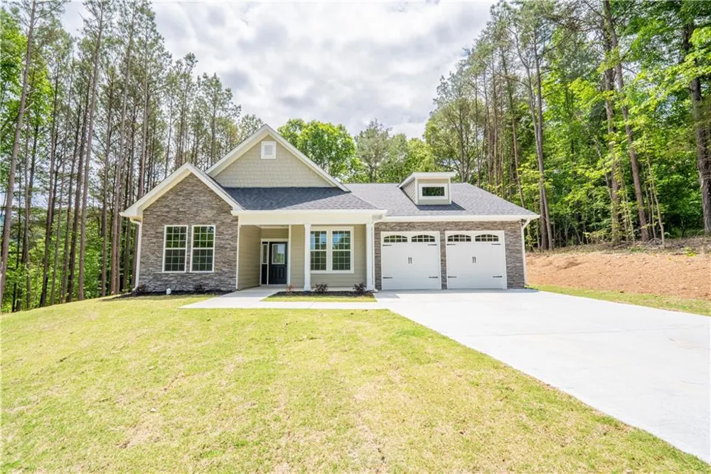 2013 Deer Crossing Rocky Face, GA 30740