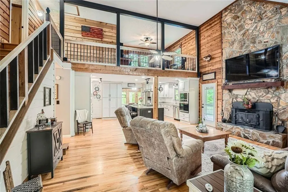 5419 Tyree Winston, GA 30187