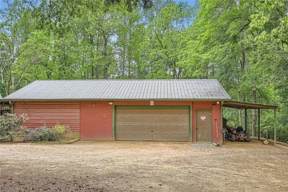 5419 Tyree Winston, GA 30187