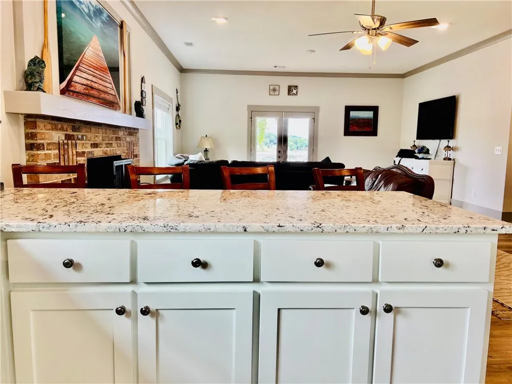 3243 Dogwood Lane Hiawassee, GA 30546