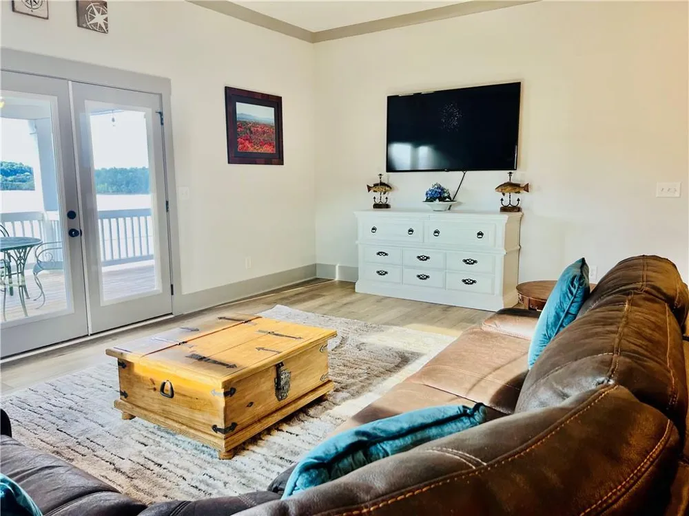 3243 Dogwood Lane Hiawassee, GA 30546