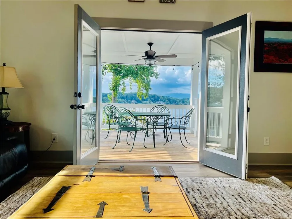 3243 Dogwood Lane Hiawassee, GA 30546