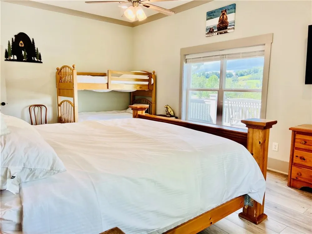 3243 Dogwood Lane Hiawassee, GA 30546
