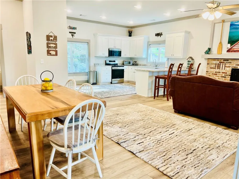 3243 Dogwood Lane Hiawassee, GA 30546