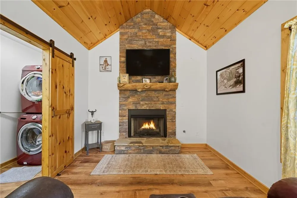 415 Woods Road Talking Rock, GA 30175