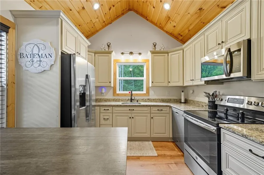 415 Woods Road Talking Rock, GA 30175