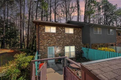 697 Garden Walk Drive