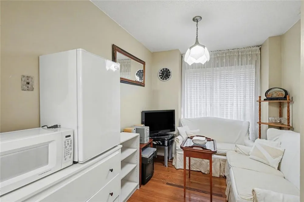697 Garden Walk Drive Stone Mountain, GA 30083