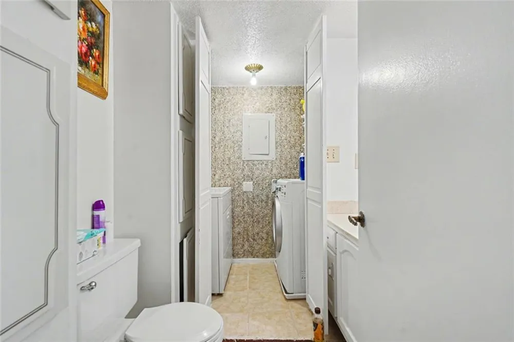 697 Garden Walk Drive Stone Mountain, GA 30083